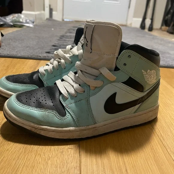 Jordan 1 - Picture 3 of 4
